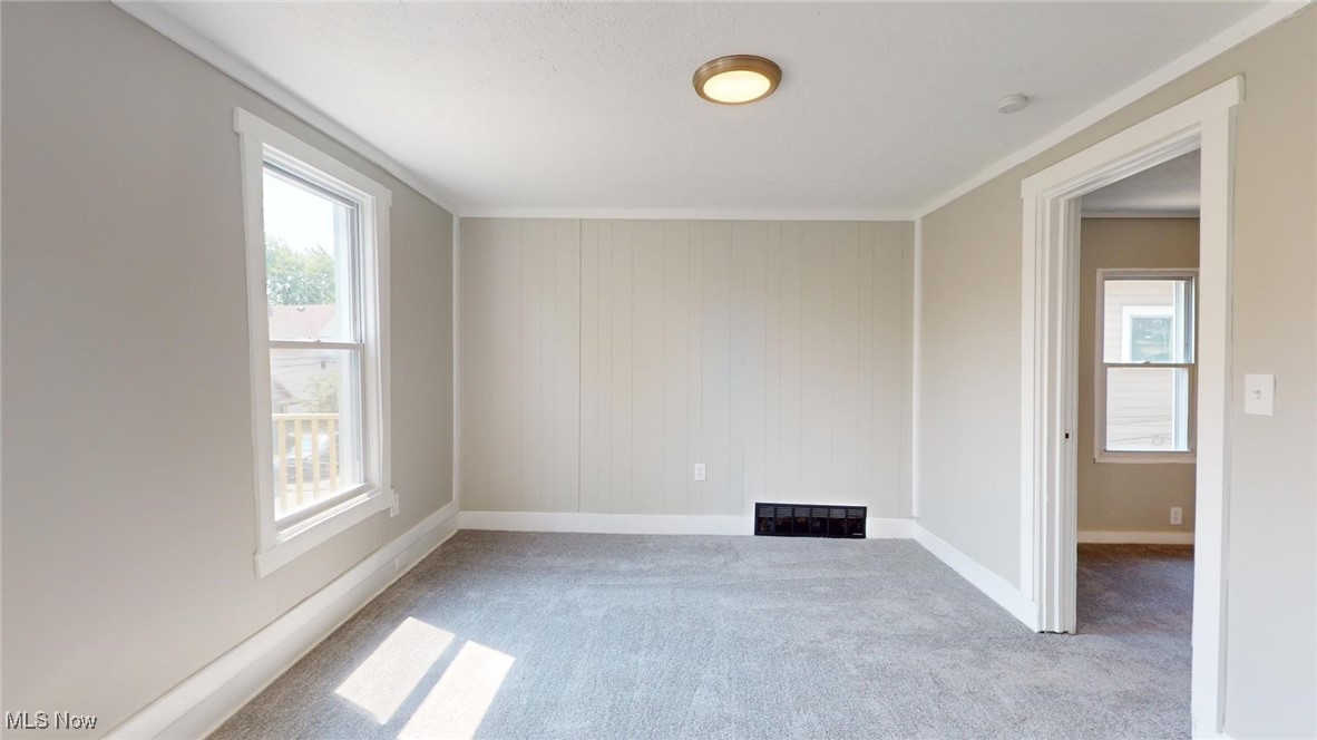 Diodate Clarks - Residential Income