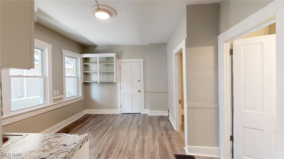 Diodate Clarks - Residential Income