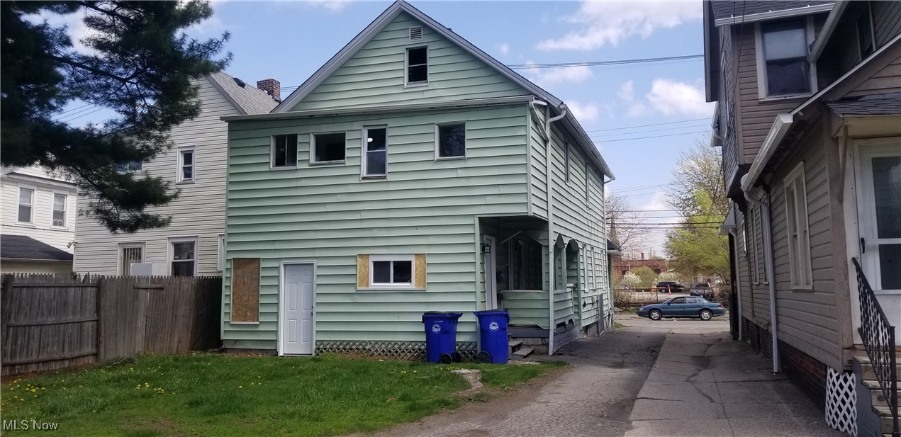 Diodate Clarks - Residential Income