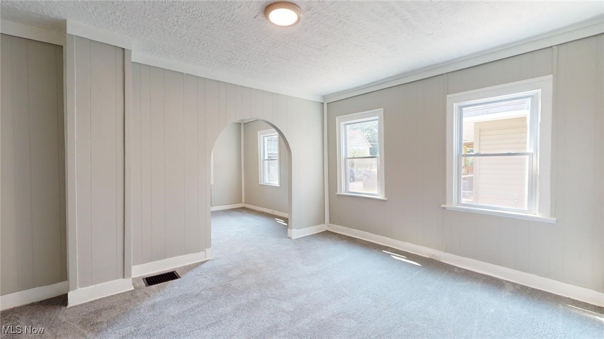 Diodate Clarks - Residential Income