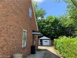 Apartment Realty Companys - Residential