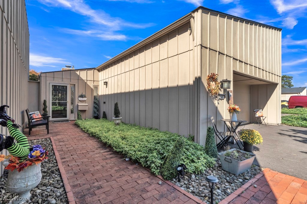 648 Tampico Court