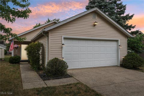 Photo for 1051 Brookfield Drive
