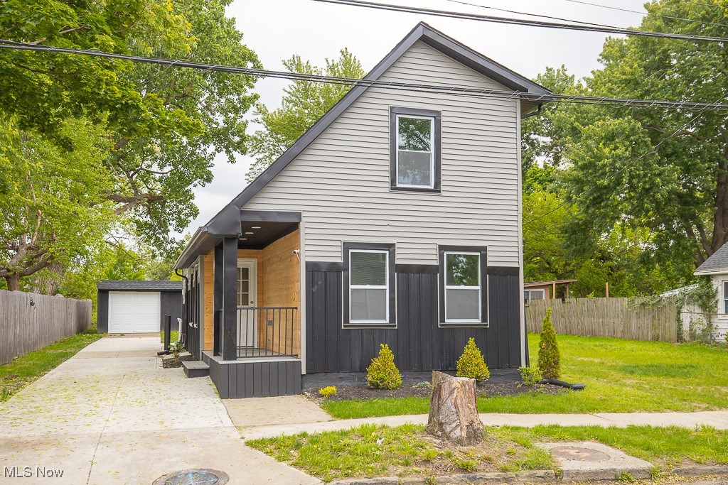 3211 W 61st Street