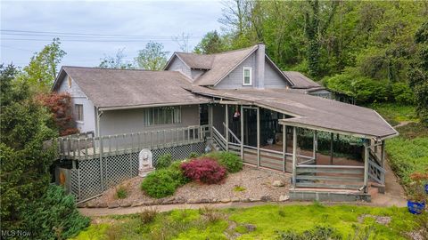 Homes For Sale - 1585 County Road 9<br/> Marietta, OH 45750