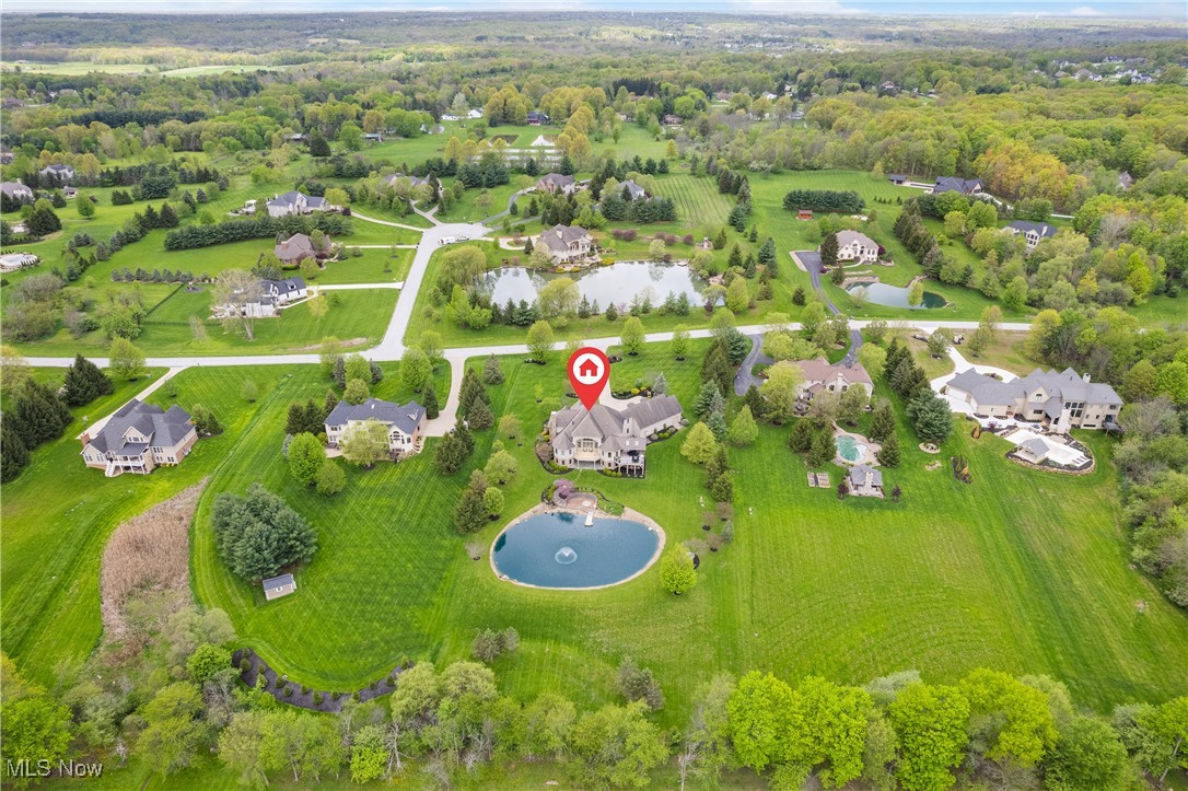 6313 Manor Glen Drive, Medina, Ohio image 4