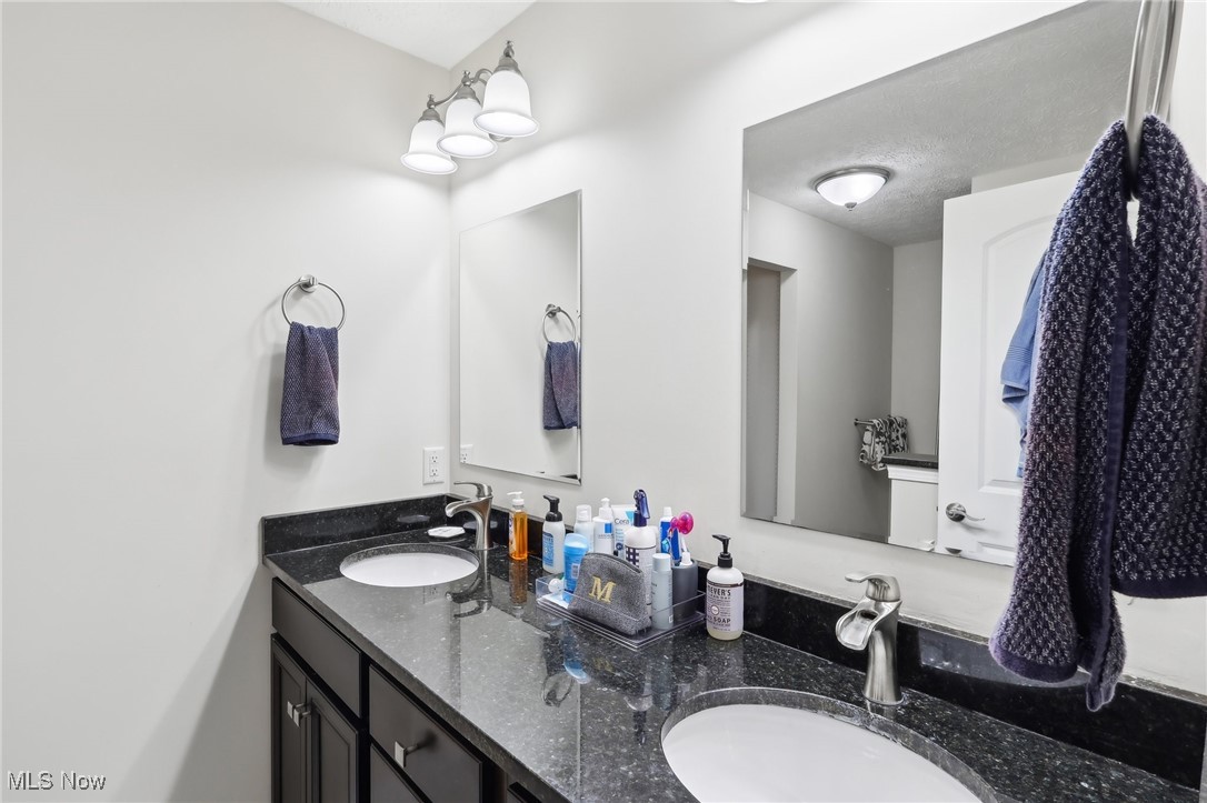 5033 Misty Glen Lane, Ravenna, Ohio image 22