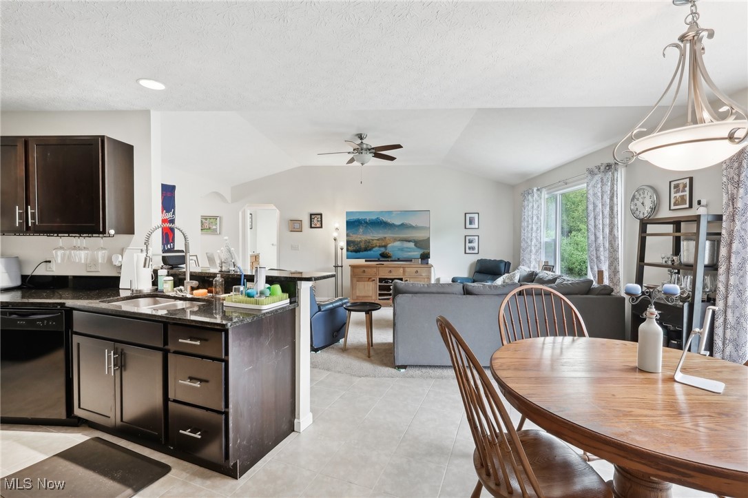 5033 Misty Glen Lane, Ravenna, Ohio image 10