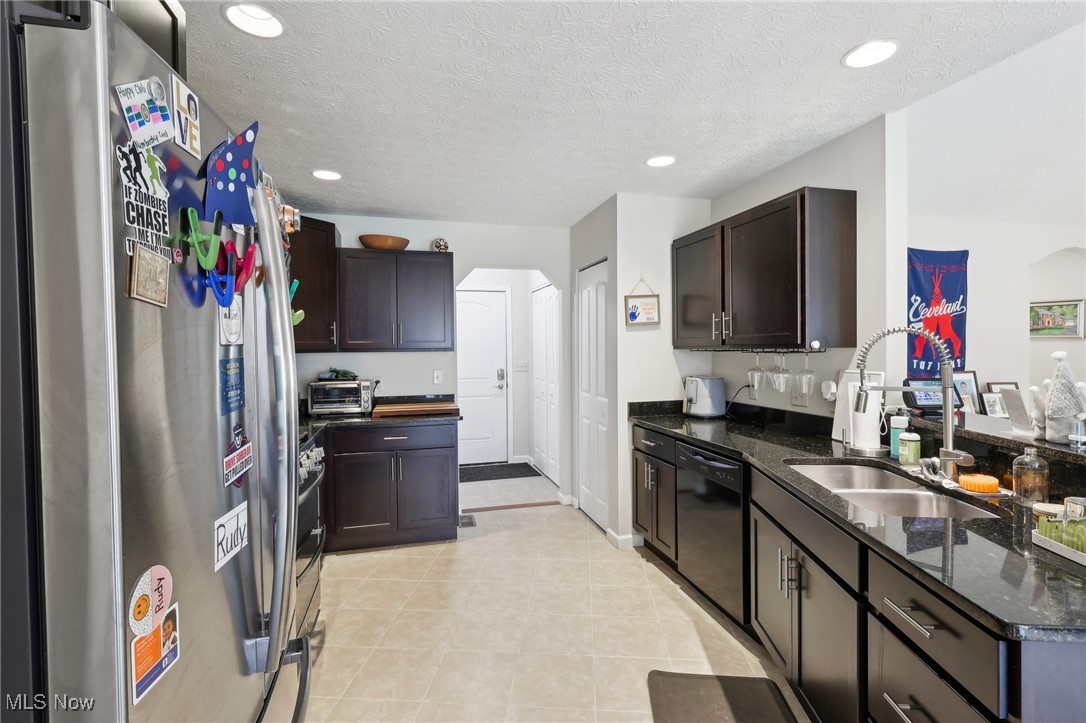 5033 Misty Glen Lane, Ravenna, Ohio image 12