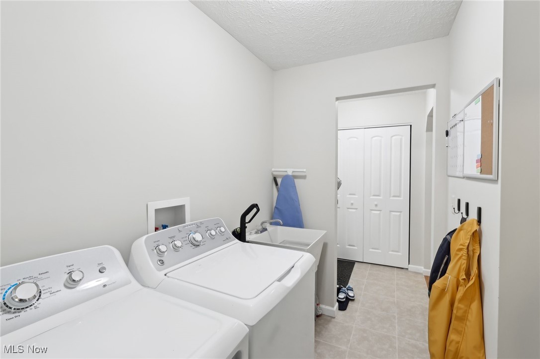 5033 Misty Glen Lane, Ravenna, Ohio image 18
