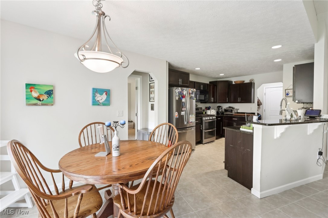 5033 Misty Glen Lane, Ravenna, Ohio image 8