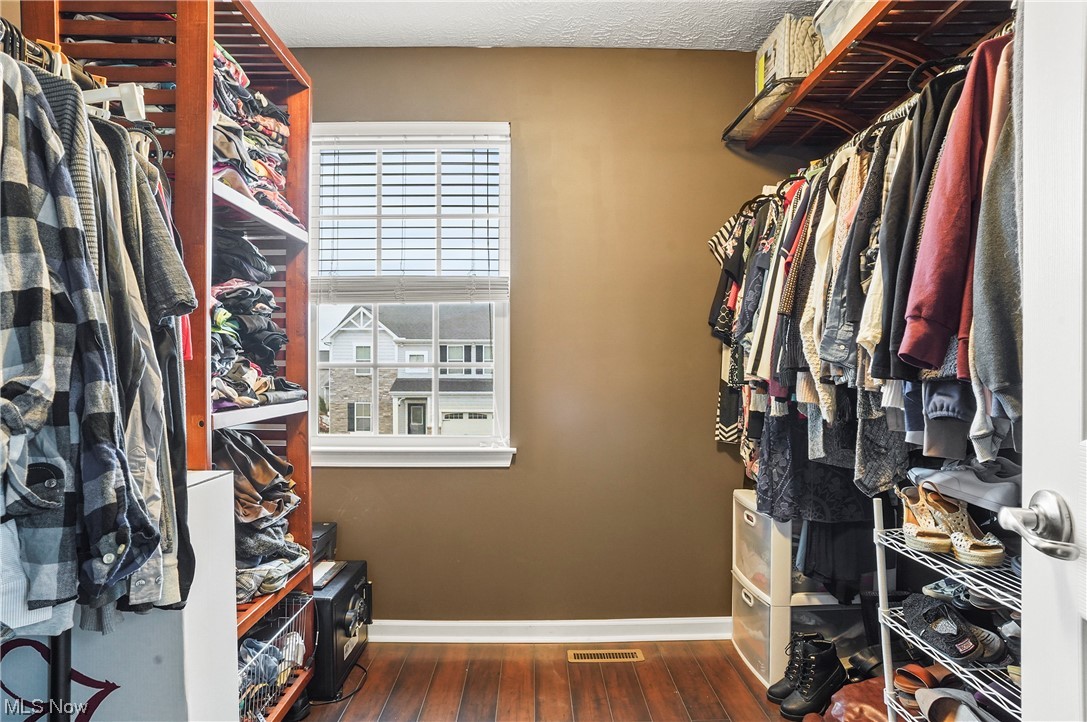 Eastwood Glen 01 - Residential