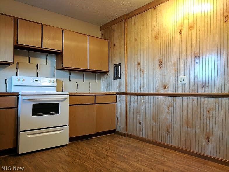 Lancaster Estates - Residential Lease