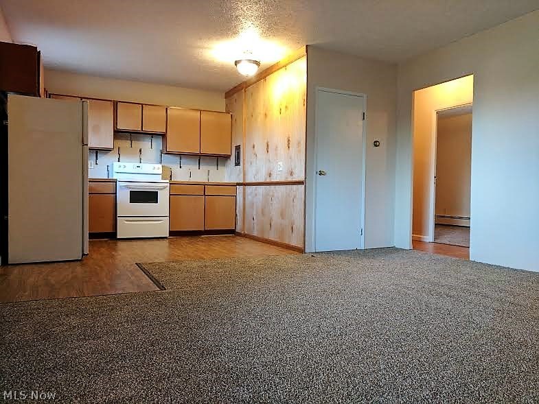 Lancaster Estates - Residential Lease