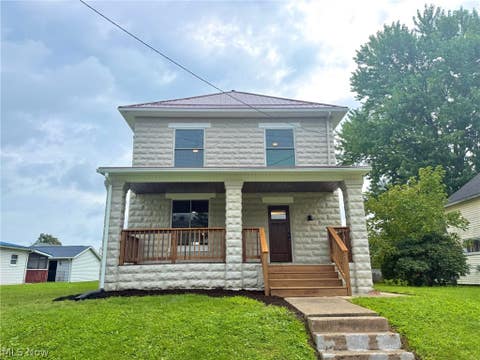 Homes For Sale - 128 S 6th Street<br/> Tuscarawas County, Dennison, OH 44621