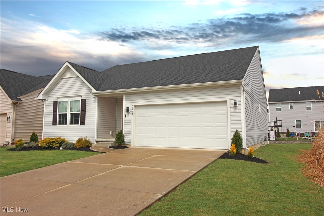 38581 Ranally Way, Willoughby, Ohio image 3