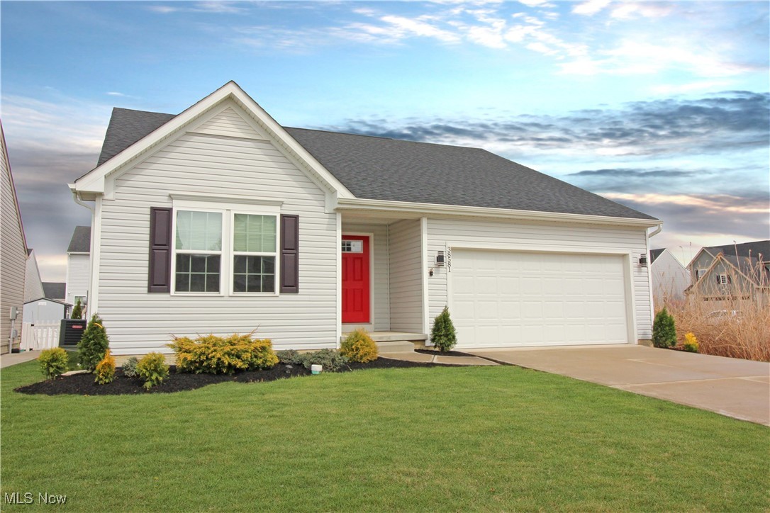 38581 Ranally Way, Willoughby, Ohio image 2