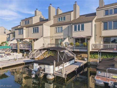 Condo For Sale - 3221 Mariners Island Drive<br/> Canton, OH 44708