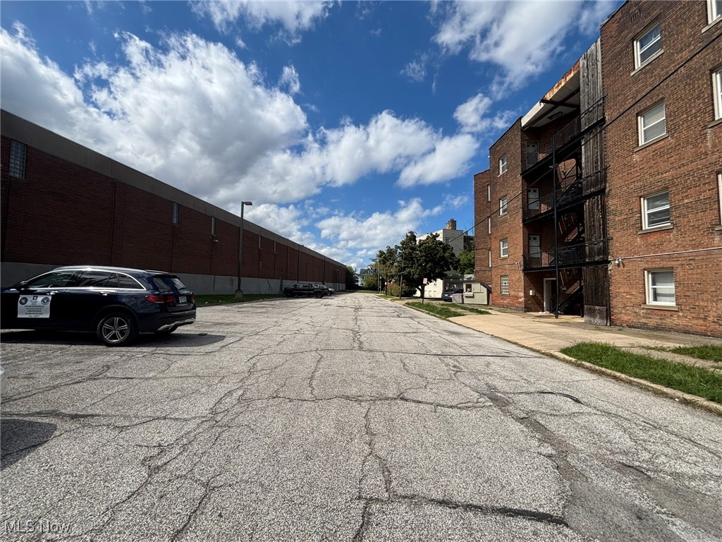 Euclid 09 - Commercial Sale