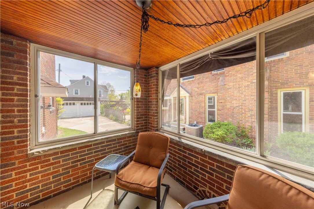 S H Kleinman Realty Cos Utopi - Residential