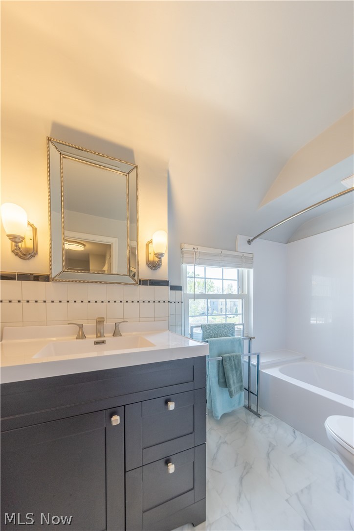 S H Kleinman Realty Cos Utopi - Residential