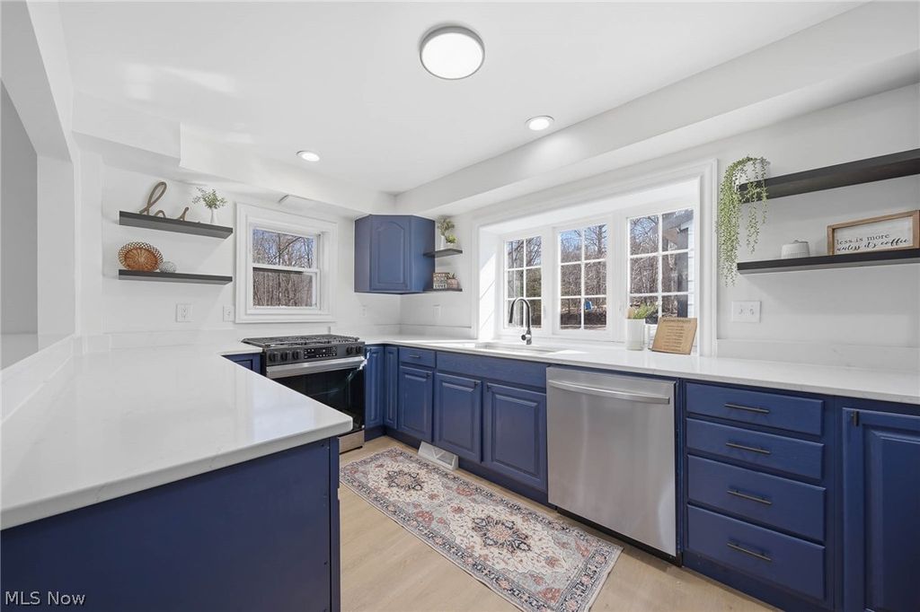 Photo of 6097 Reno Drive, Louisville, OH 44641 (MLS # 5194561)