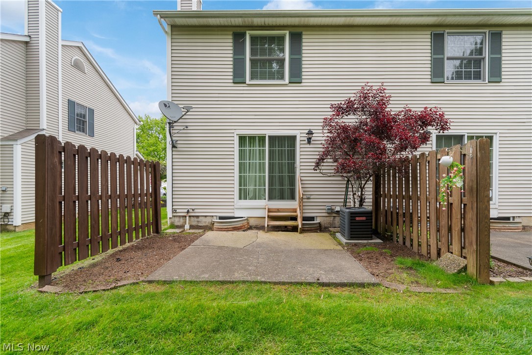 Pinebrook Vill - Residential
