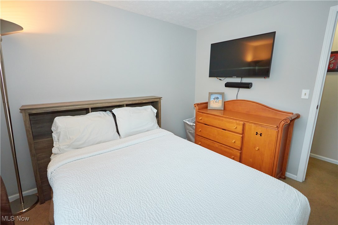 Twin Oaks - Residential