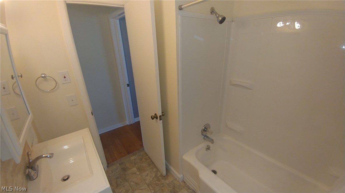 S & F Inv Cos S Oxford Manor - Residential Lease