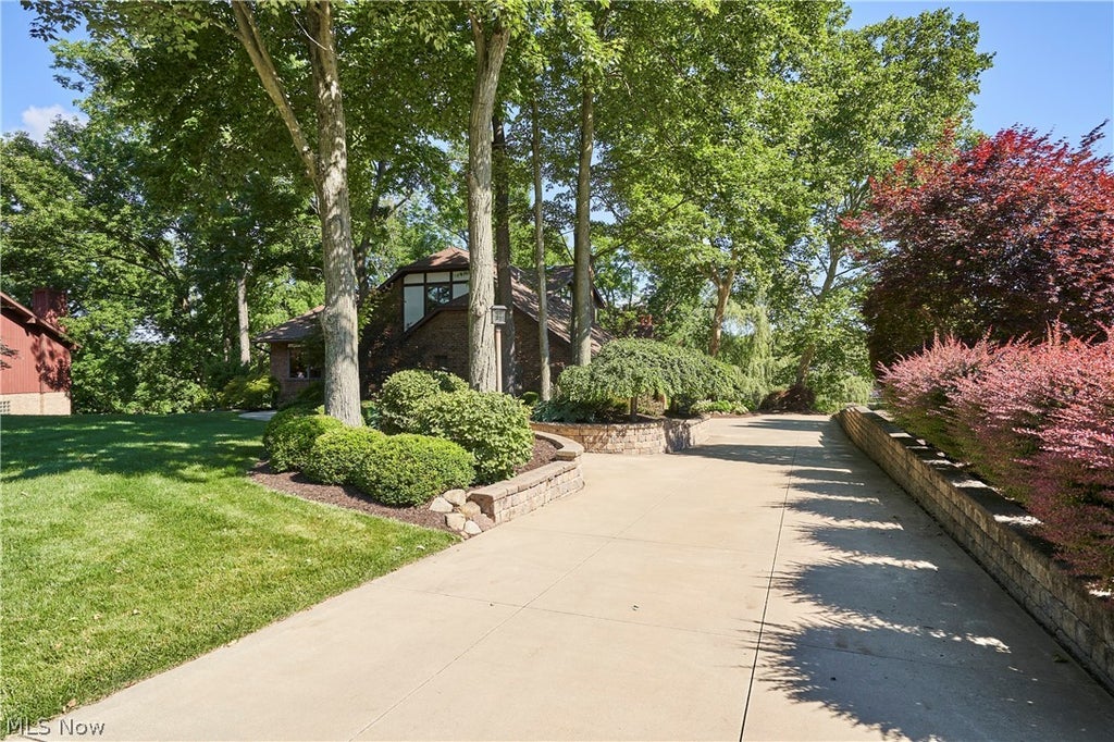 Photo of 2793 Greenspire Lane, Akron, OH 44333 (MLS # 5222548)