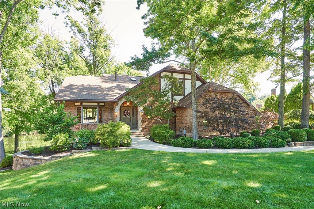 Photo of 2793 Greenspire Lane, Akron, OH 44333 (MLS # 5222548)