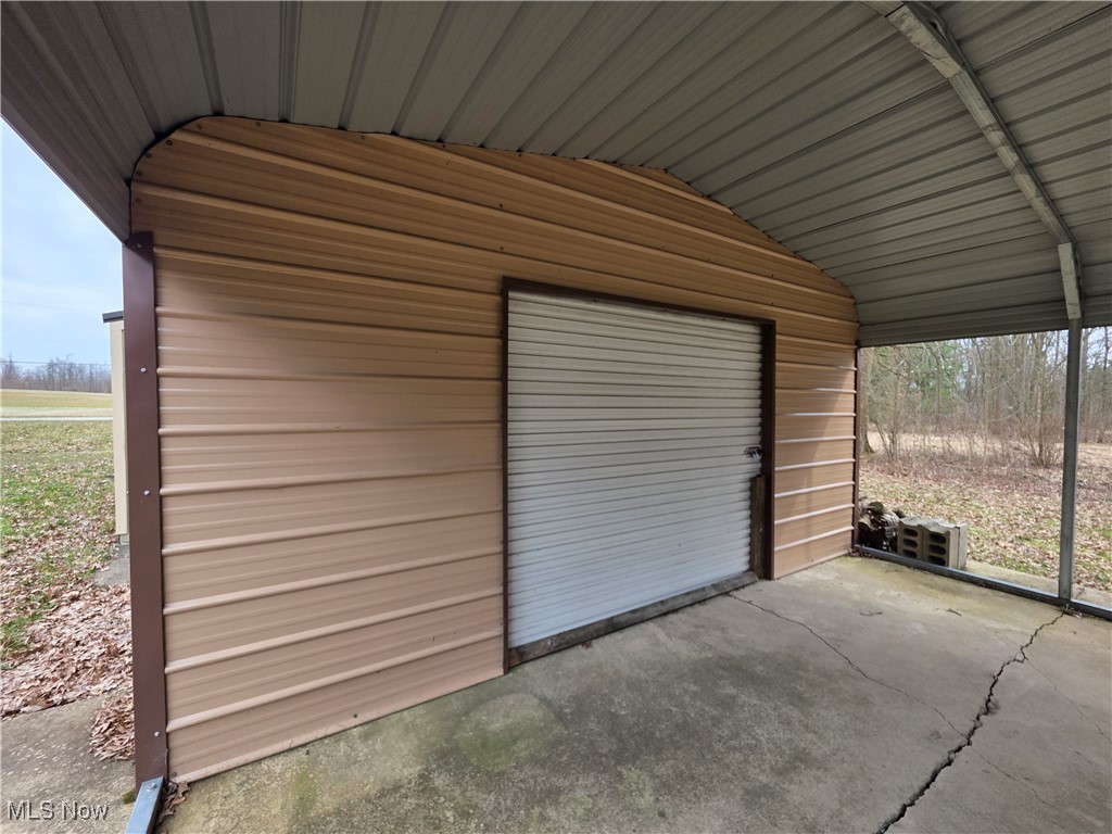 3081 Phalanx Mills Herner Road, Southington, Ohio image 9
