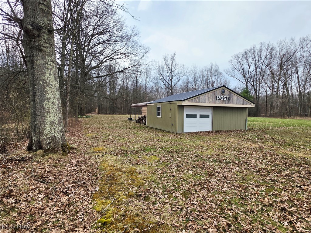3081 Phalanx Mills Herner Road, Southington, Ohio image 1