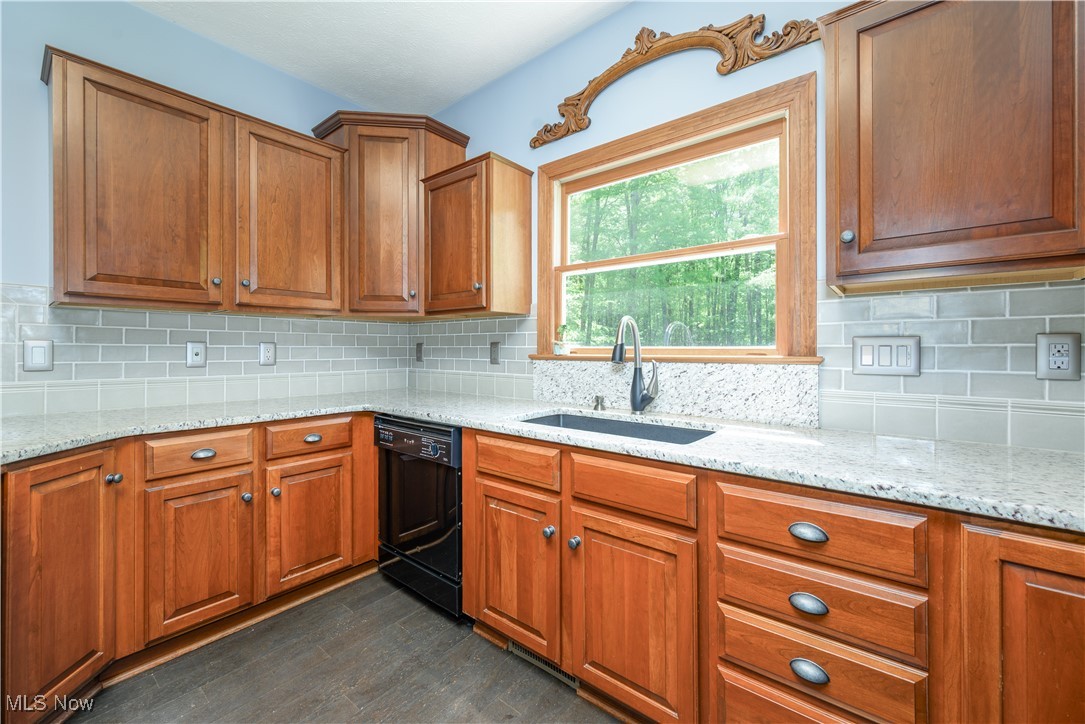 6658 Giddings Road, Rootstown, Ohio image 25
