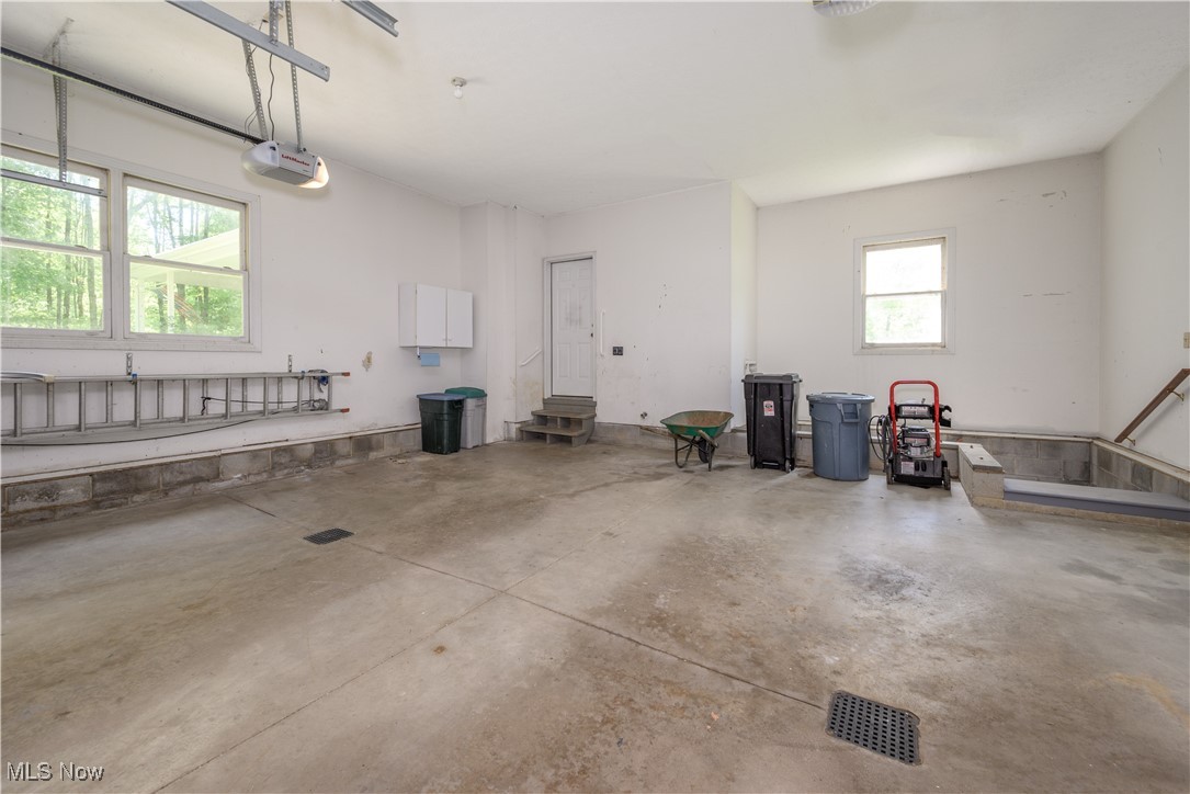 6658 Giddings Road, Rootstown, Ohio image 43
