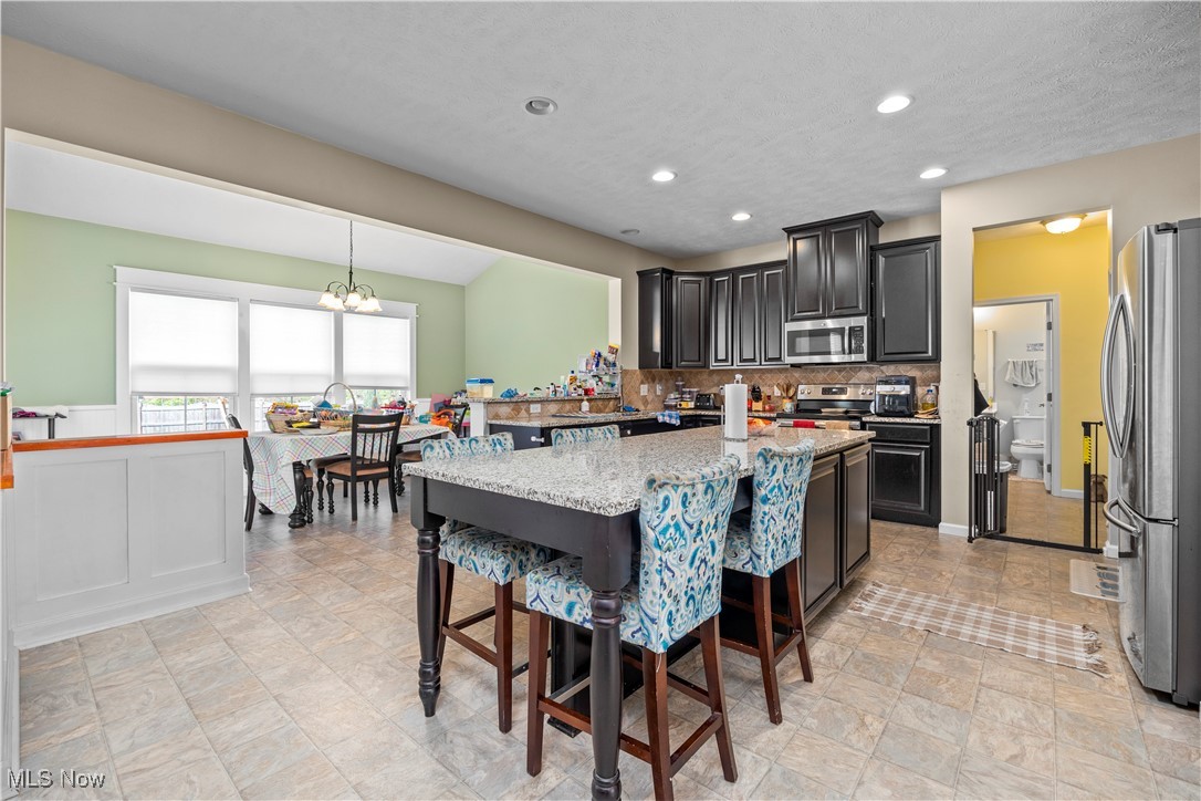 2516 Daegan Drive, Avon, Ohio image 11