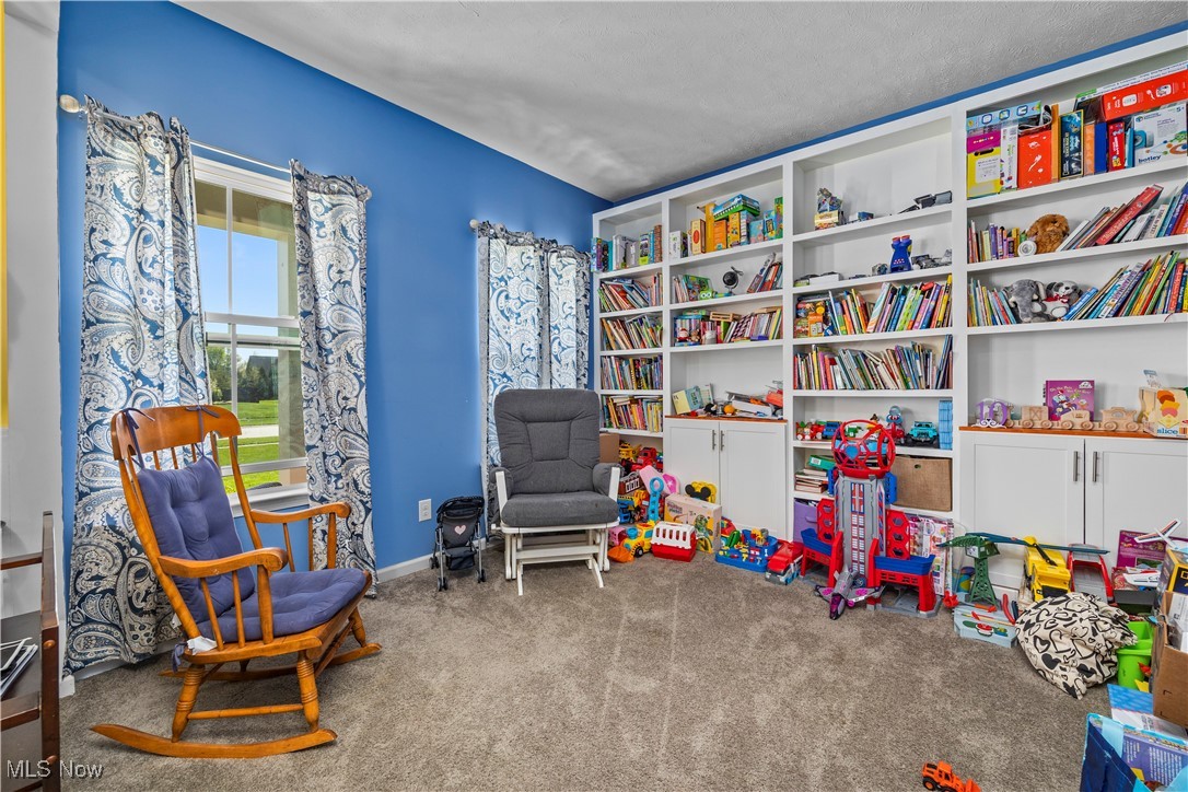 2516 Daegan Drive, Avon, Ohio image 3