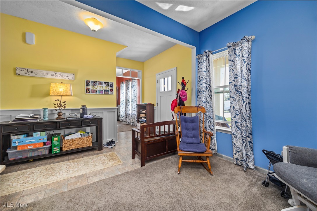 2516 Daegan Drive, Avon, Ohio image 4