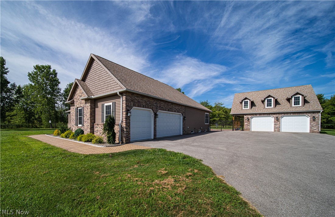 Connecticut Western Reserve - Residential