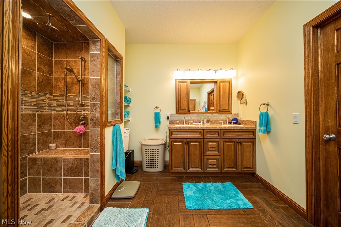 Connecticut Western Reserve - Residential