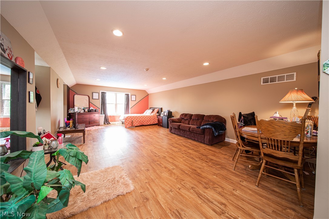 Connecticut Western Reserve - Residential