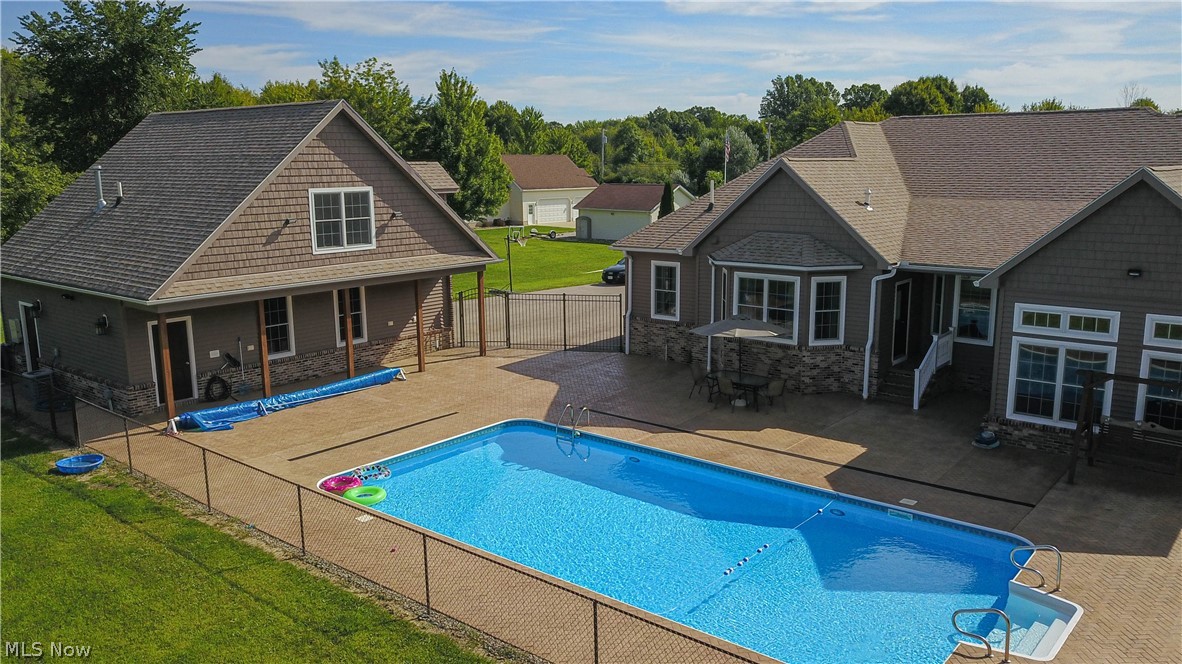 Connecticut Western Reserve - Residential