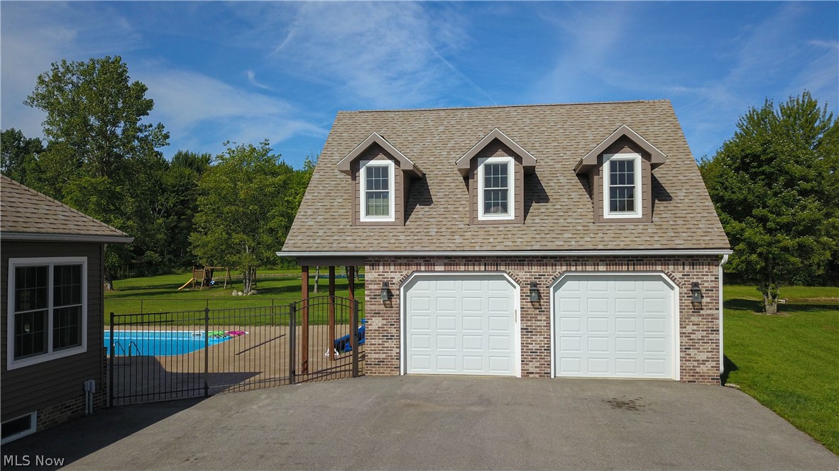 Connecticut Western Reserve - Residential