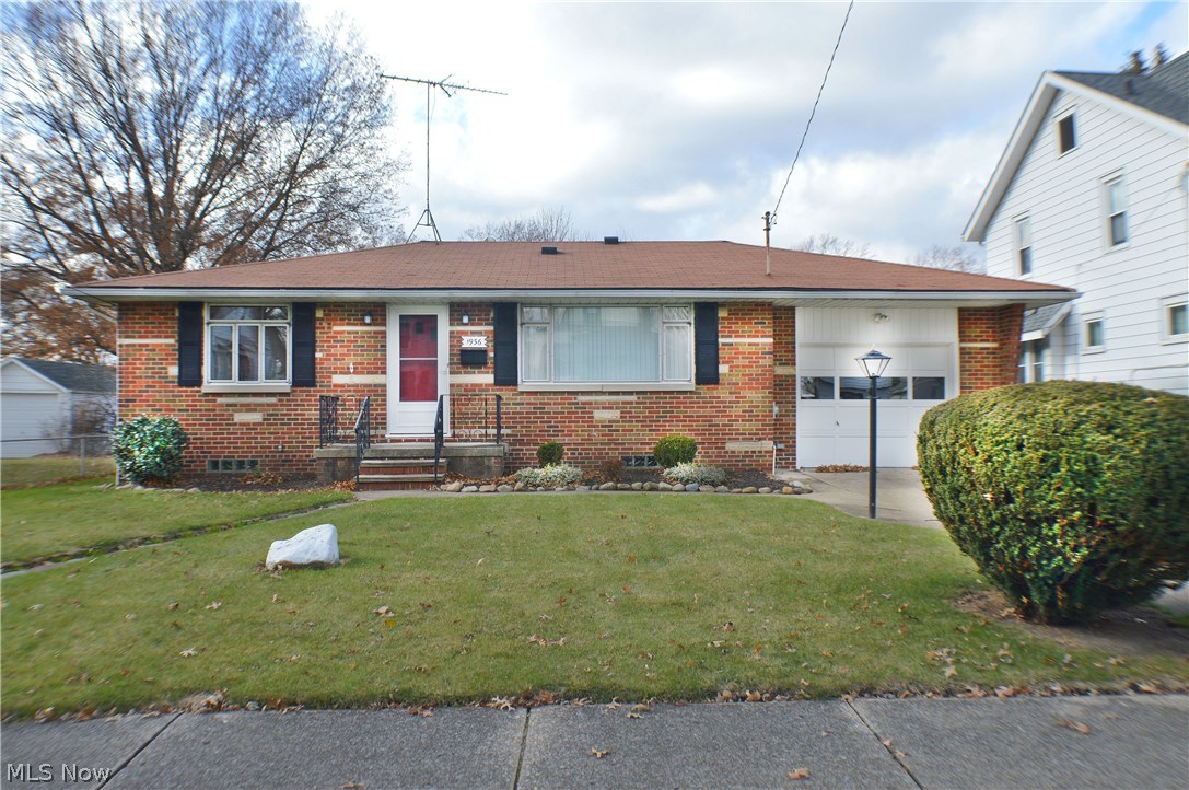 This lovely brick ranch in Cuyahoga Falls is located conveniently just minutes away from the up and coming Portage Crossing area. This home has been well cared for and is in move in ready condition. Home owners will enjoy a beautifully fenced in backyard and attached garage perfect for Ohio's cold winters. With wood floors throughout this ranch is a must have!