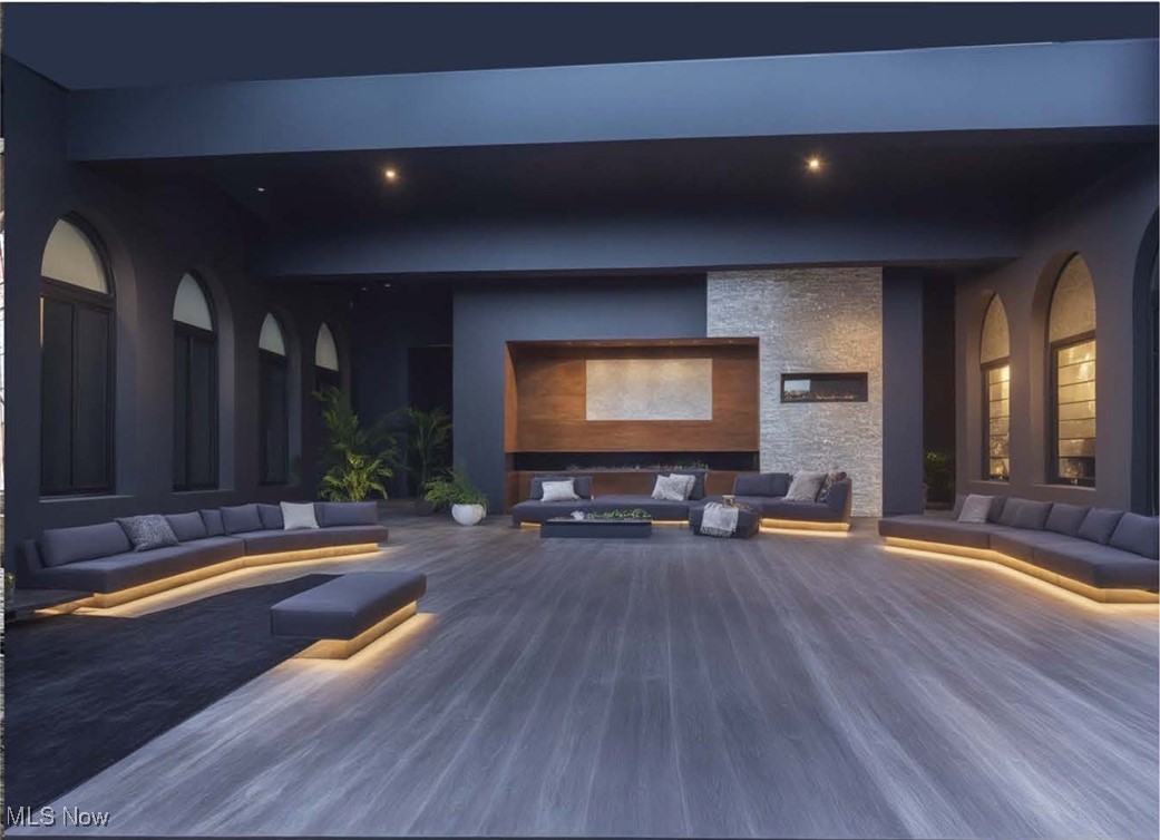 Newburg Village - Commercial Sale