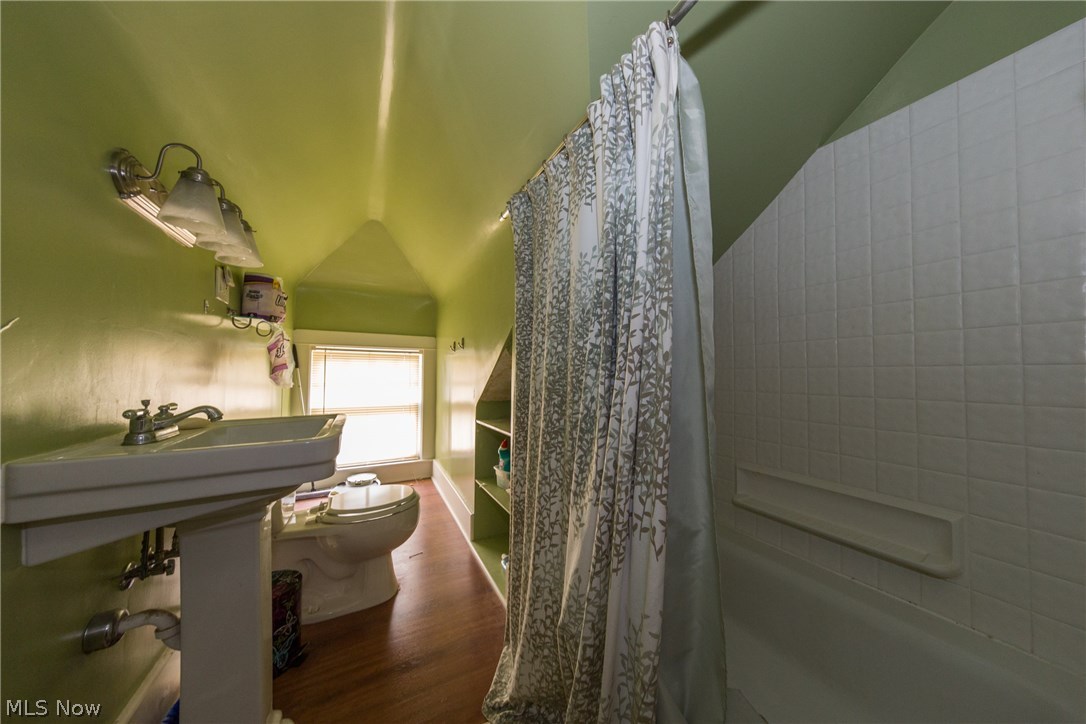 Mayfield Heights Realty Companys - Residential