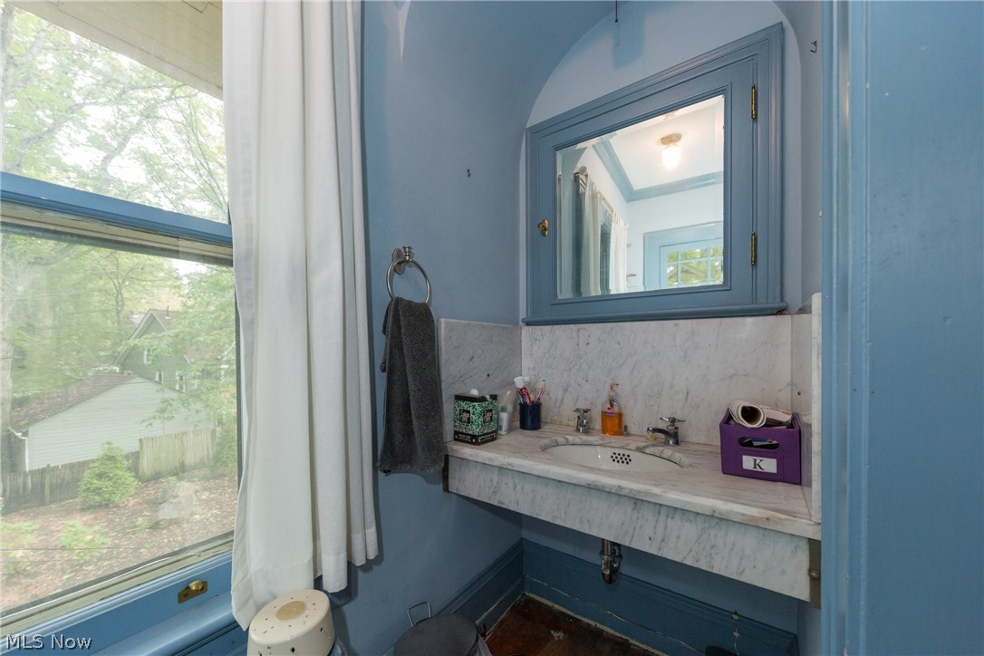 Mayfield Heights Realty Companys - Residential