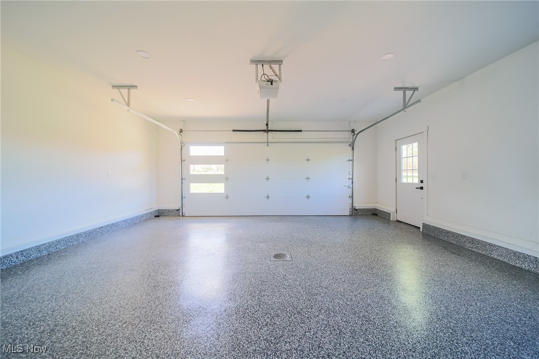 1018 Woodline Avenue, North Lawrence, Ohio image 37