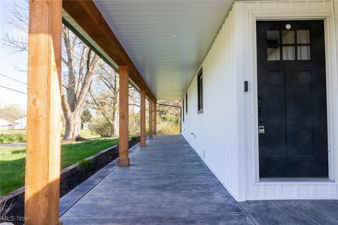 1018 Woodline Avenue, North Lawrence, Ohio image 43