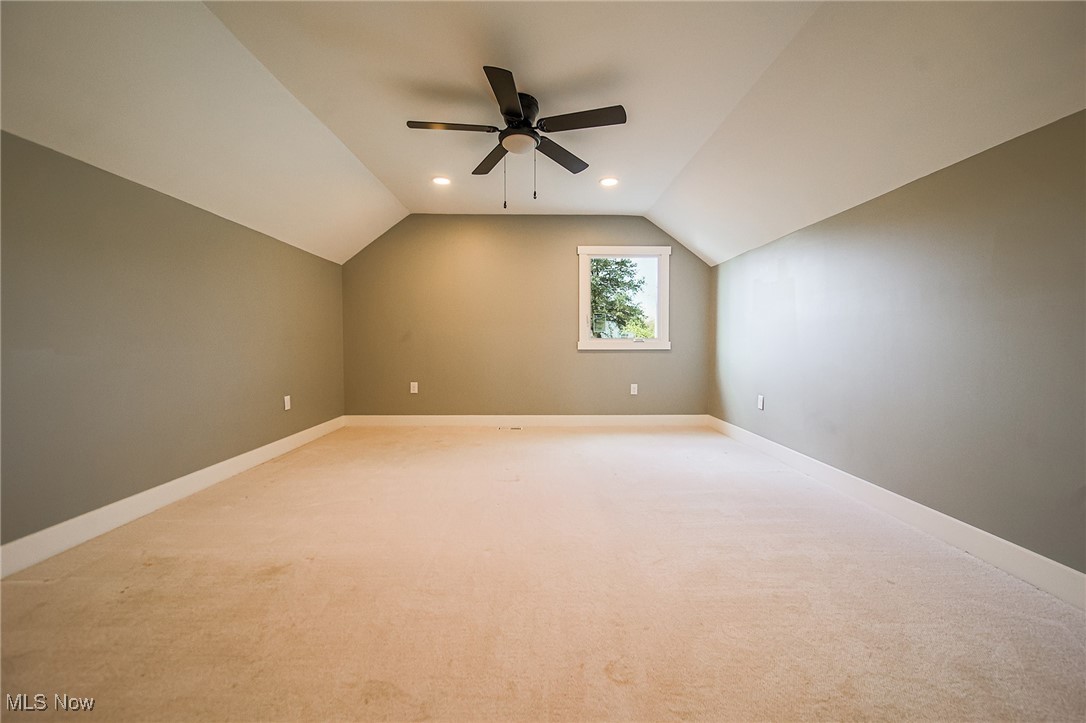 1018 Woodline Avenue, North Lawrence, Ohio image 32